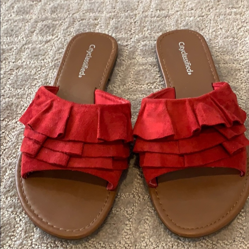 Red ruffle flats